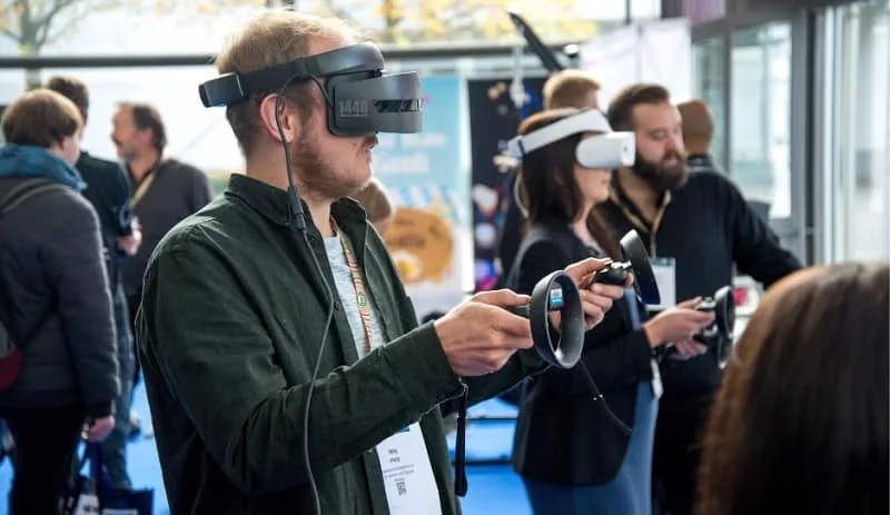 VR VR